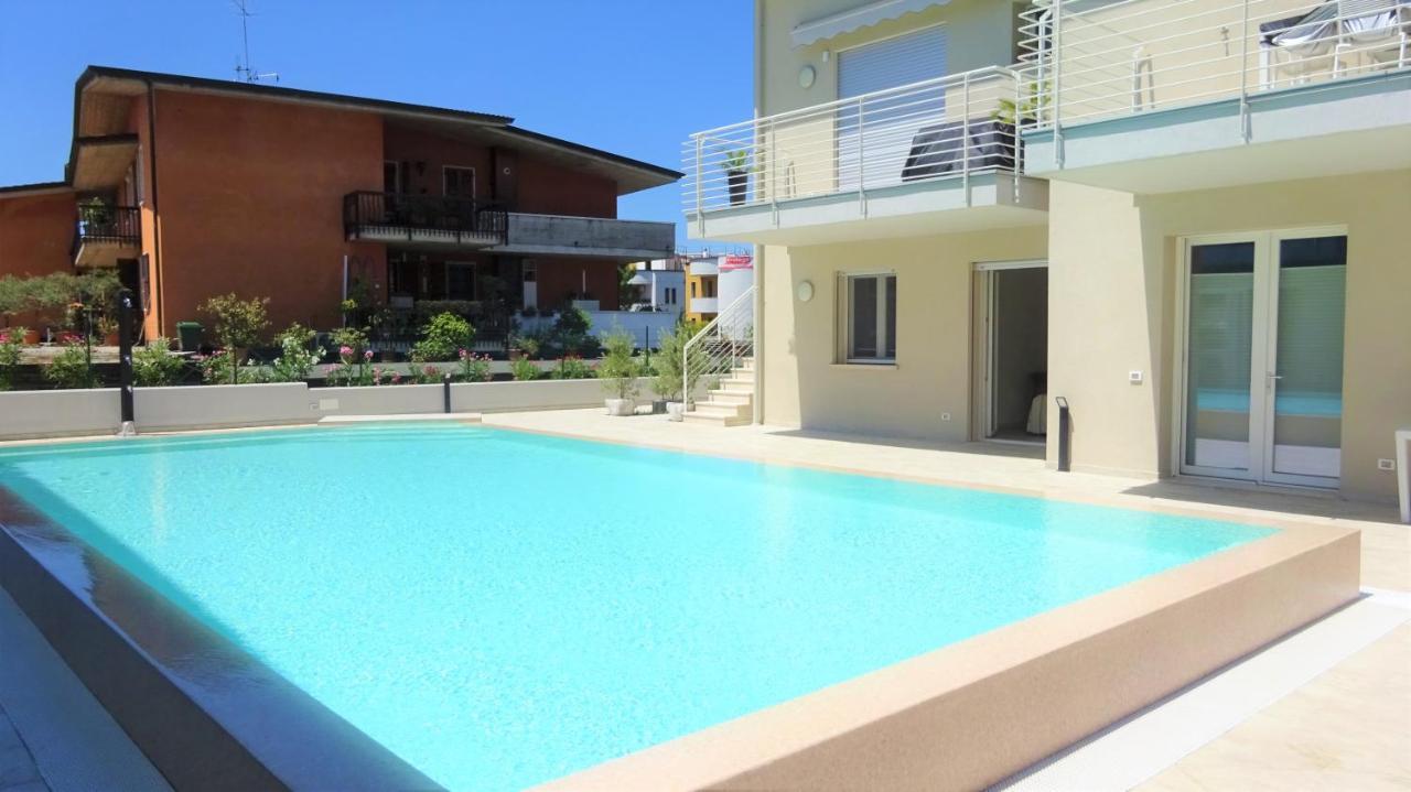 Holiday House Al Porto View Lake Peschiera del Garda Exterior foto
