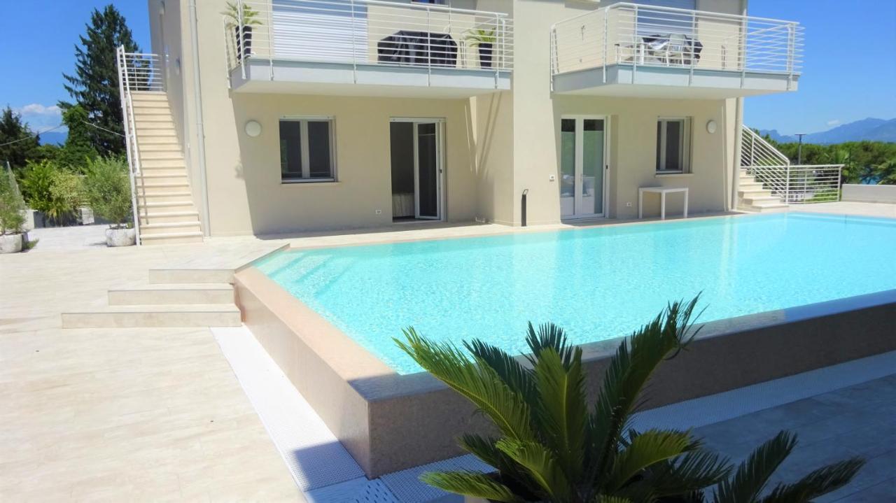 Holiday House Al Porto View Lake Peschiera del Garda Exterior foto